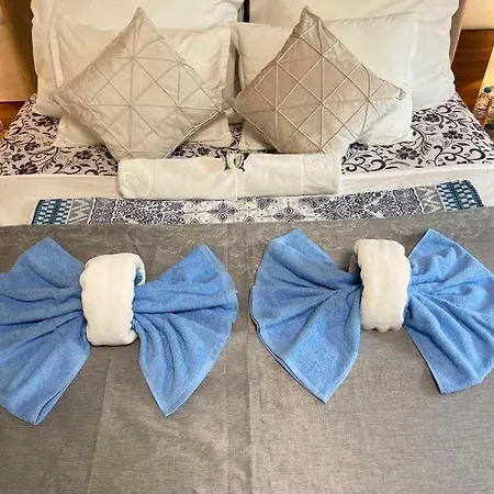 Sea Garden * 圣君士坦丁和海伦那