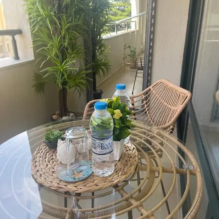 Sea Garden Apartment