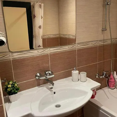 Апартамент Sea Garden *