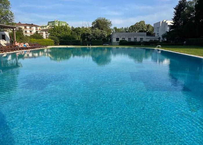 Sea Garden סנט קונסטנטין והלנה